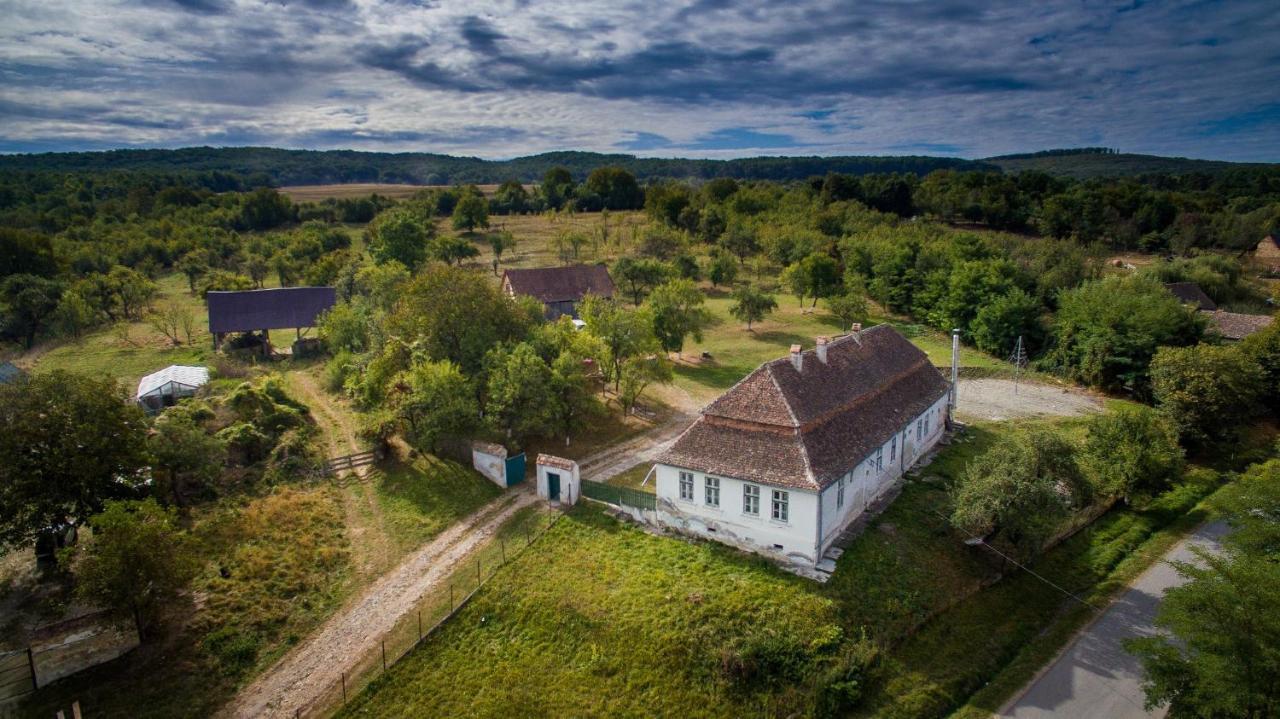 Kinderuni Bekokten Barcut Exterior foto